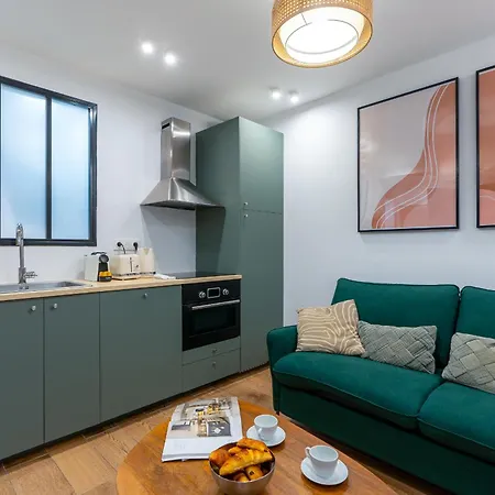 New - Designer Flat For 4 Pp Appartamento *